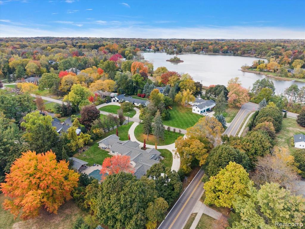 5741 Snowshoe Circle, Bloomfield Hills, MI 48301 — Photo 76