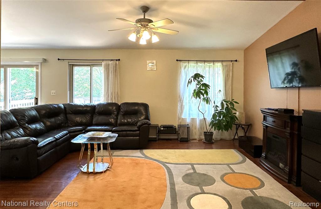 500 Pattingill Street, Westland, MI — Photo 5