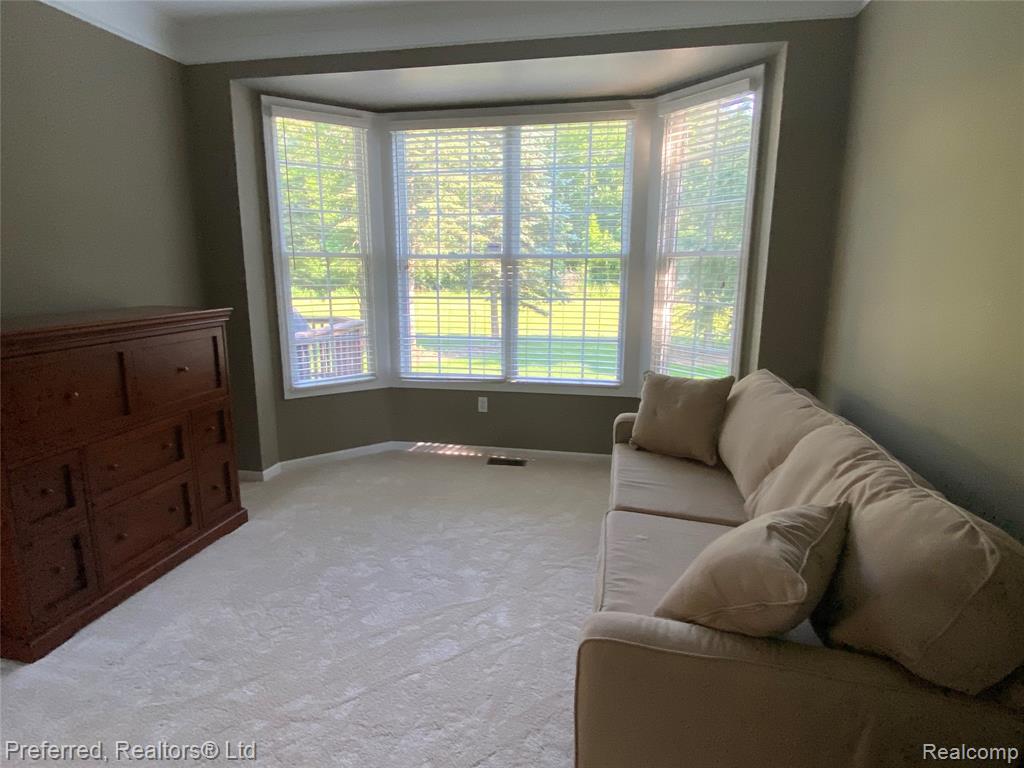 51355 Northview, Plymouth, MI 48170 — Photo 12