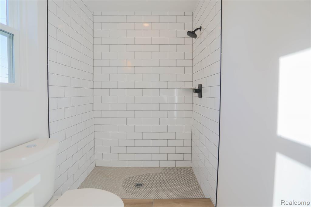 129 South Avenue, Mount Clemens, MI 48043 — Photo 24