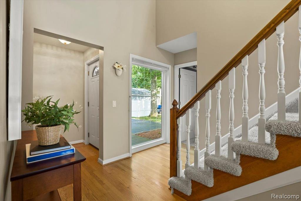 3979 LOTUS Drive, Waterford, MI 48329 — Photo 4