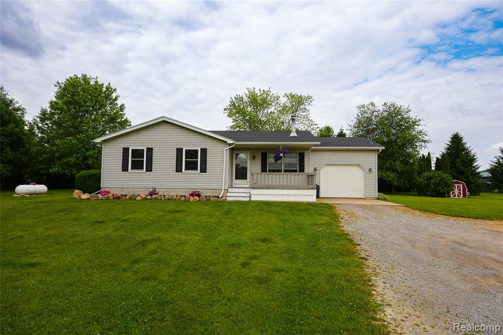 6454 S State Road, Bancroft, MI 48414 — Photo 31