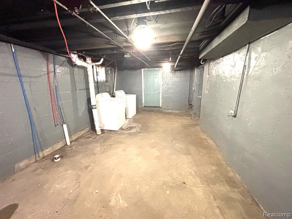 7006 Toepfer Road, Warren, MI 48091 — Photo 10