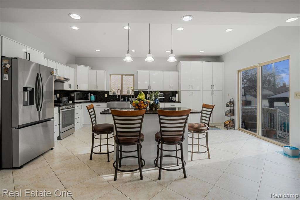 6067 N Vernon Street, Dearborn Heights, MI 48127 — Photo 15