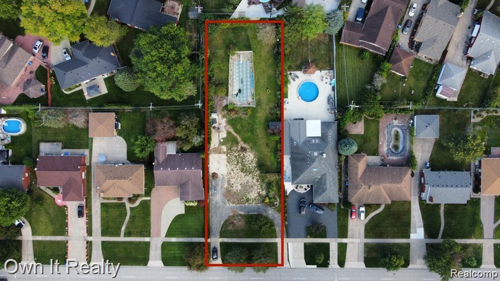 17517 W OUTER Drive, Dearborn Heights, MI 48127 — Photo 3