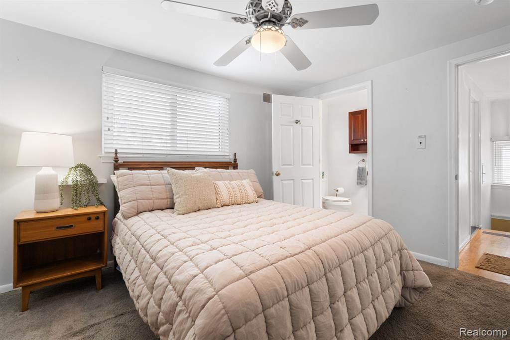 10065 Hart Avenue, Huntington Woods, MI — Photo 25