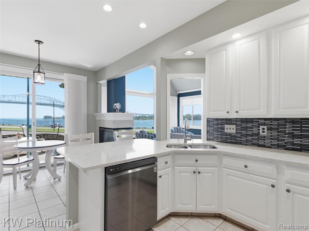 1842 Edison Shores Place, Port Huron, MI 48060 — Photo 22