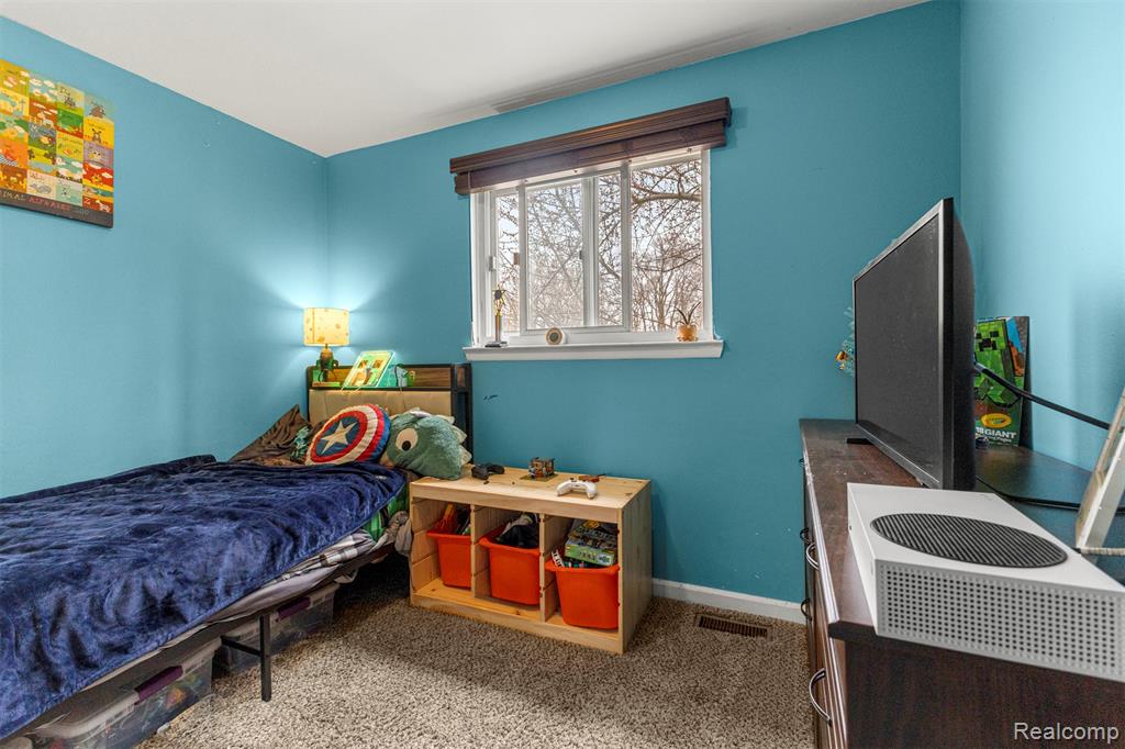 8781 Nottingham Drive, Ypsilanti, MI 48198 — Photo 25