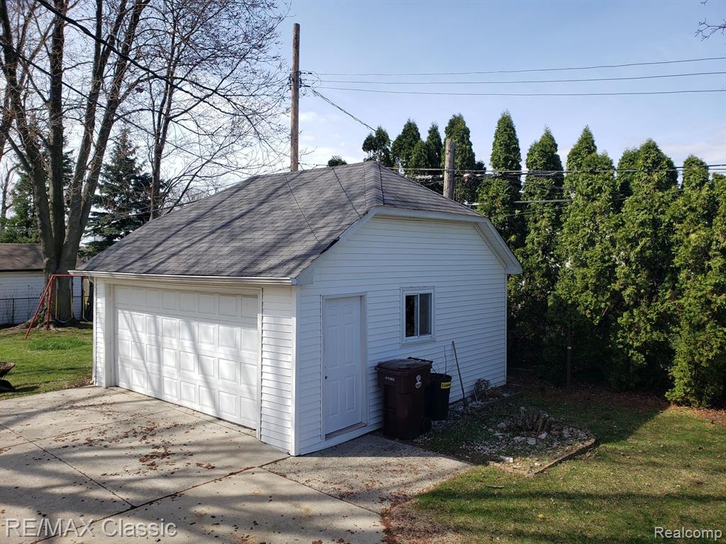 7299 GRONOW, Center Line, MI 48015 — Photo 49