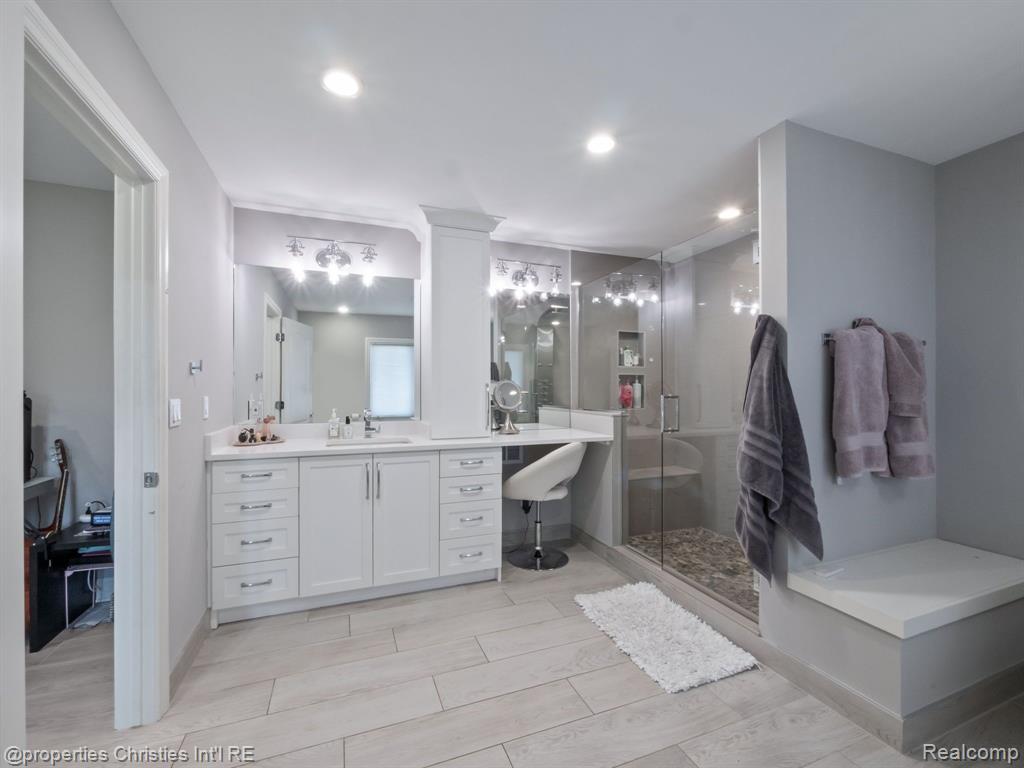 920 SOUTHDOWN Road, Bloomfield Hills, MI 48304 — Photo 40