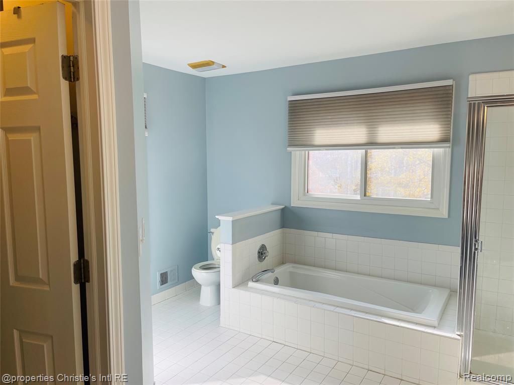 852 Linden Way, Auburn Hills, MI 48326 — Photo 30
