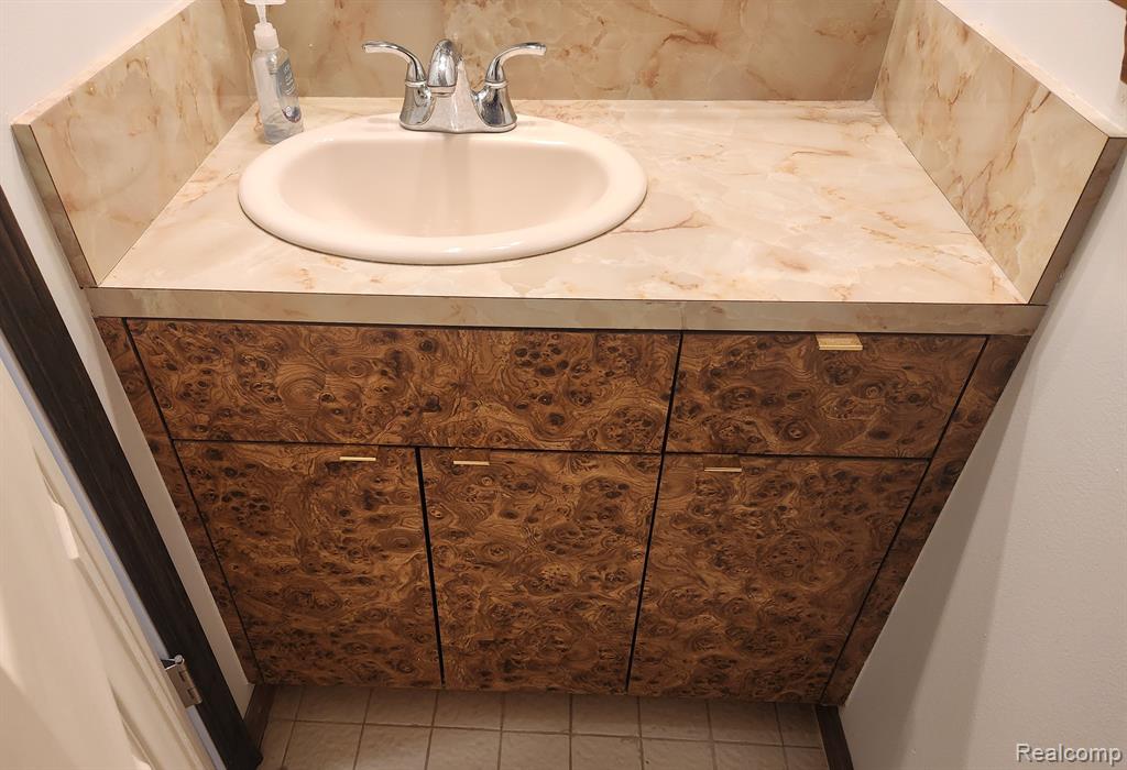 9240 JAMES RICHARD Drive, Goodrich Vlg, MI — Photo 13