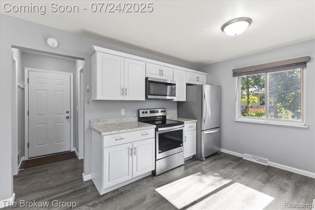 4436 Rosethorn Circle, Burton, MI 48509 — Photo 19