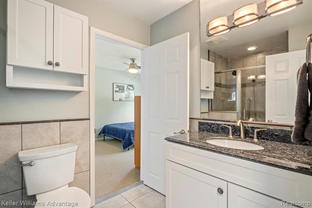 8518 CASCADE Street, Commerce Twp, MI 48382 — Photo 17