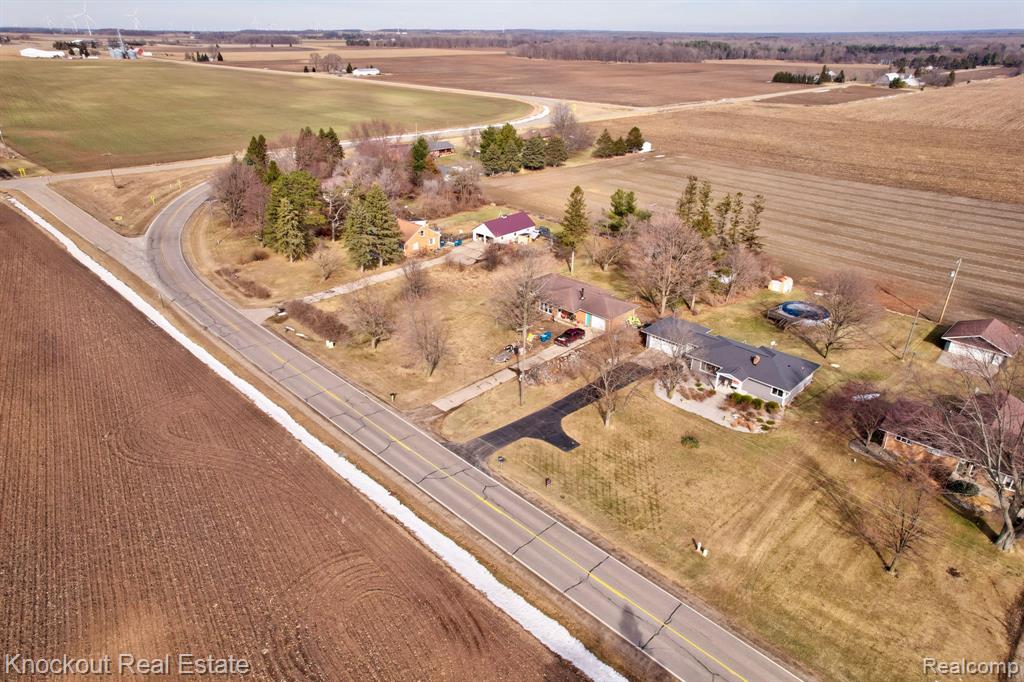 4071 S Vassar Road, Vassar, MI 48768 — Photo 44