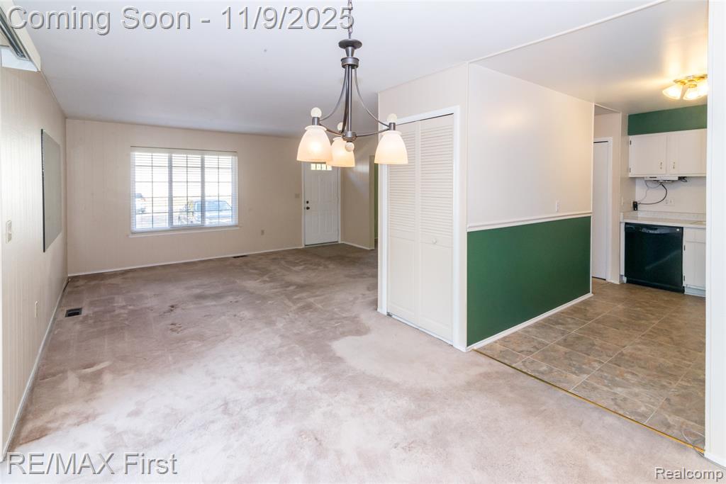 4909 Coventry Street, 287, Royal Oak, MI 48073 — Photo 16