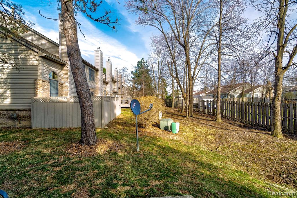 45293 HORSESHOE Circle, Canton, MI 48187 — Photo 50