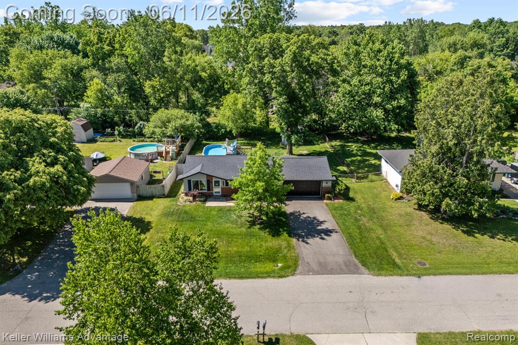6589 Doyon Drive S, Waterford, MI 48327 — Photo 6