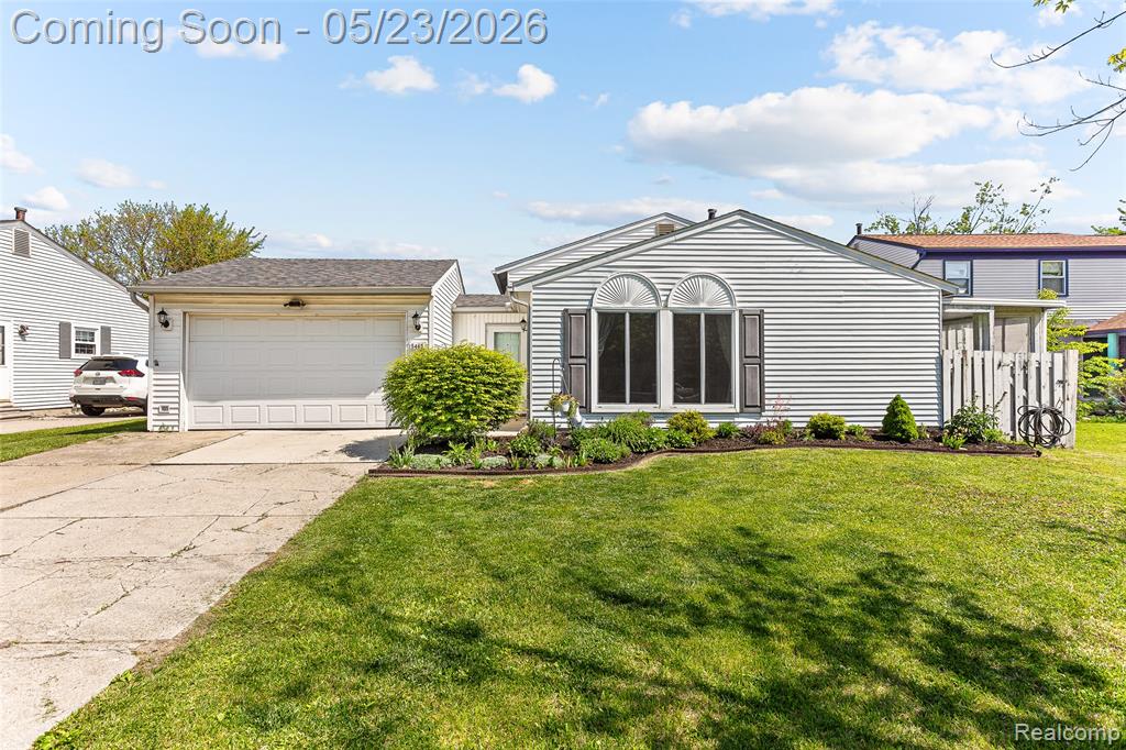 5465 New Meadow Drive, Ypsilanti, MI 48197 — front exterior