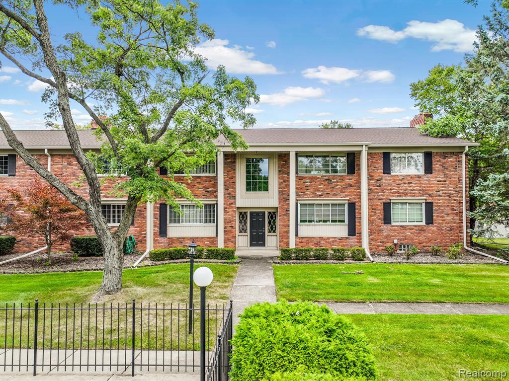 42472 Woodward Avenue, D2, Bloomfield Hills, MI 48304 — Photo 23