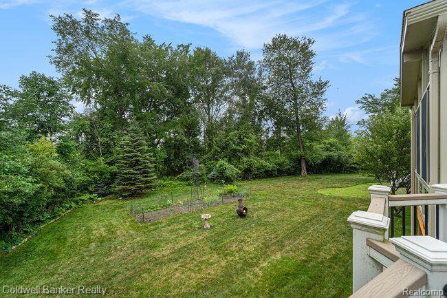 1677 NORTON CREEK Court, Wixom, MI 48393 — Photo 26