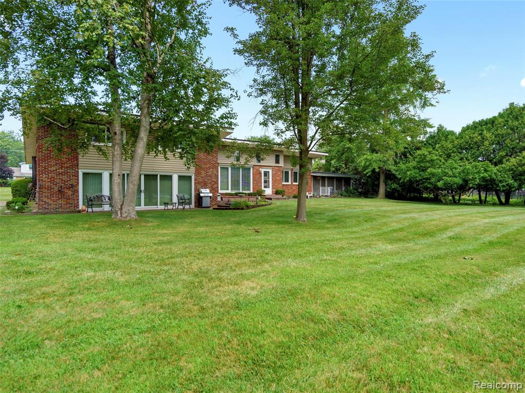 628 Riverside Drive, Linden, MI 48451 — Photo 43