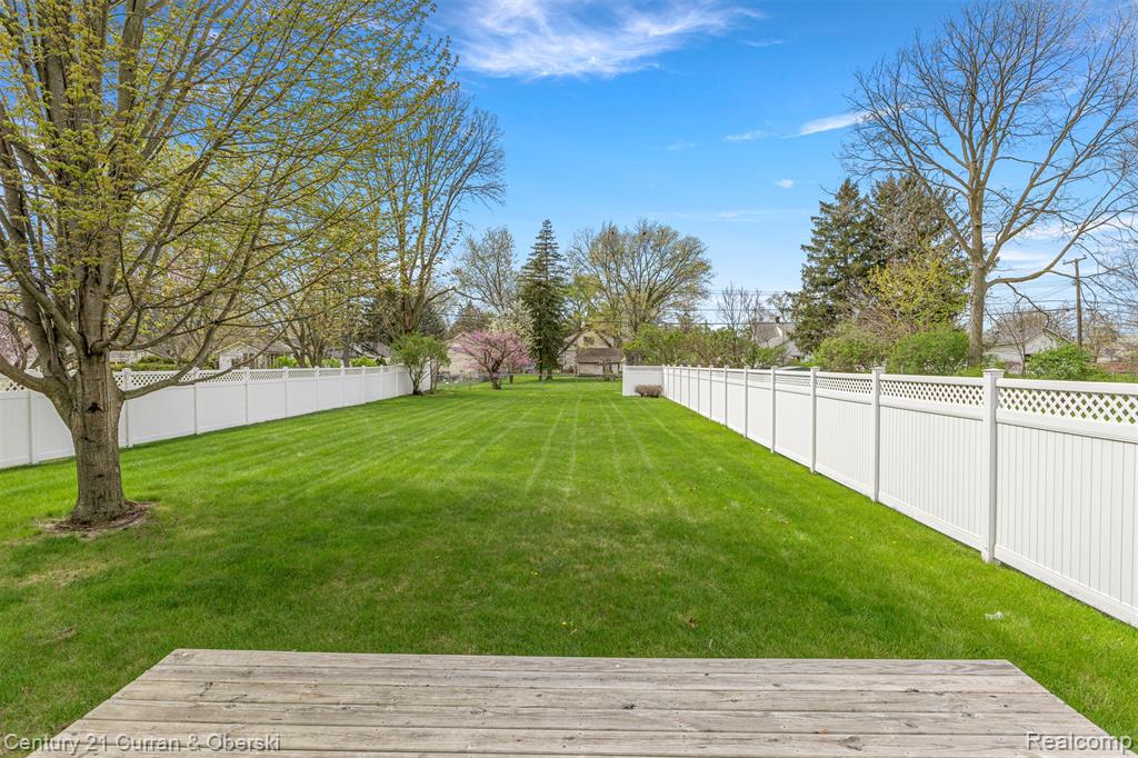 60 S Biggs Street, Belleville, MI 48111 — Photo 17