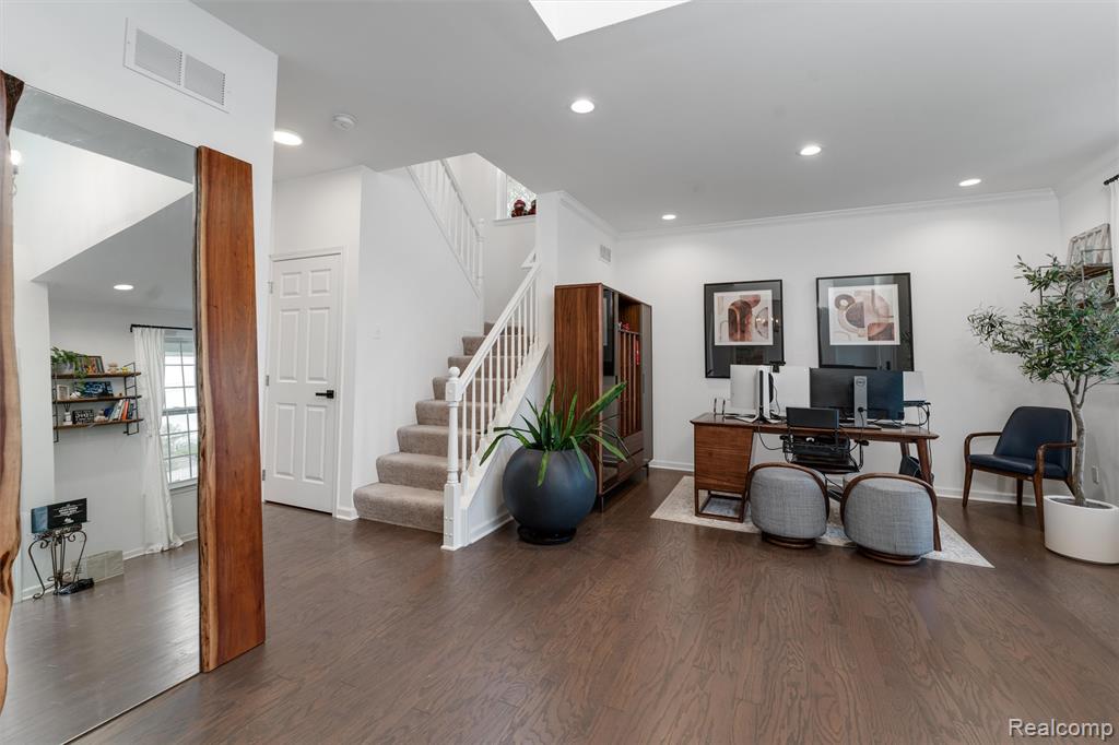 908 S Livernois Road, Rochester Hills, MI 48307 — Photo 21
