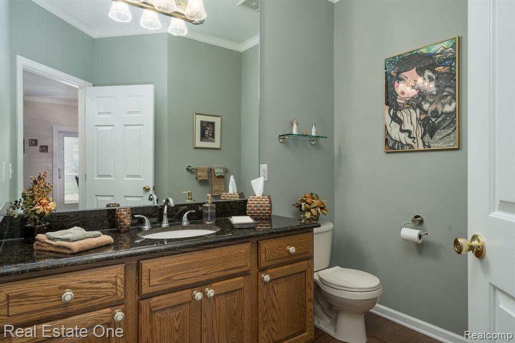 54035 Scarboro Way, Shelby Twp, MI 48316 — Photo 15