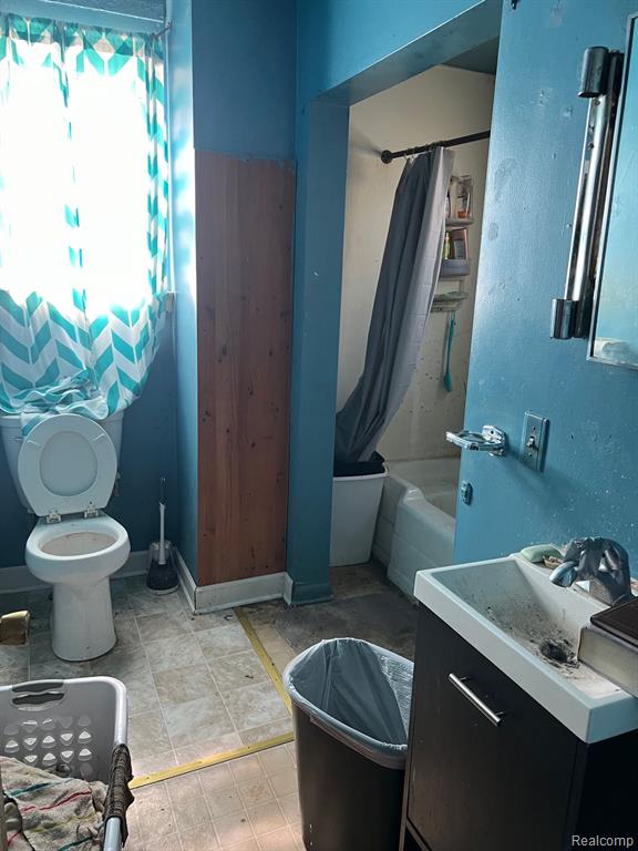 401 MADISON Street, Caro, MI 48723 — Photo 6