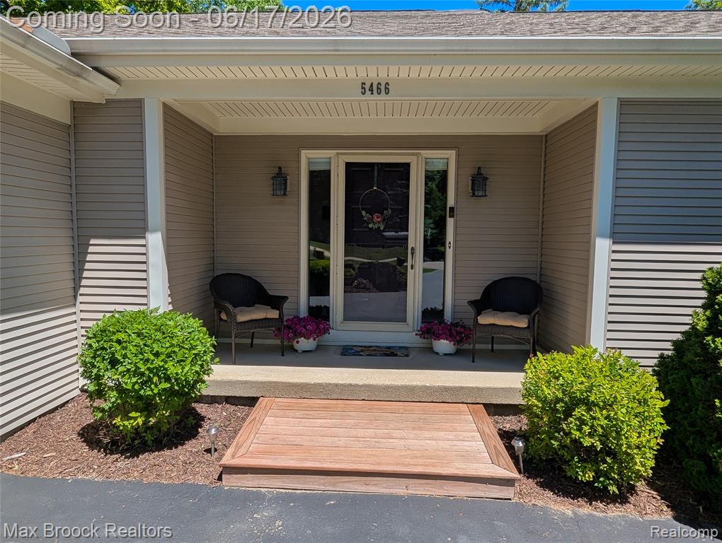 5466 Taylor Lane, Clarkston, MI — Photo 15
