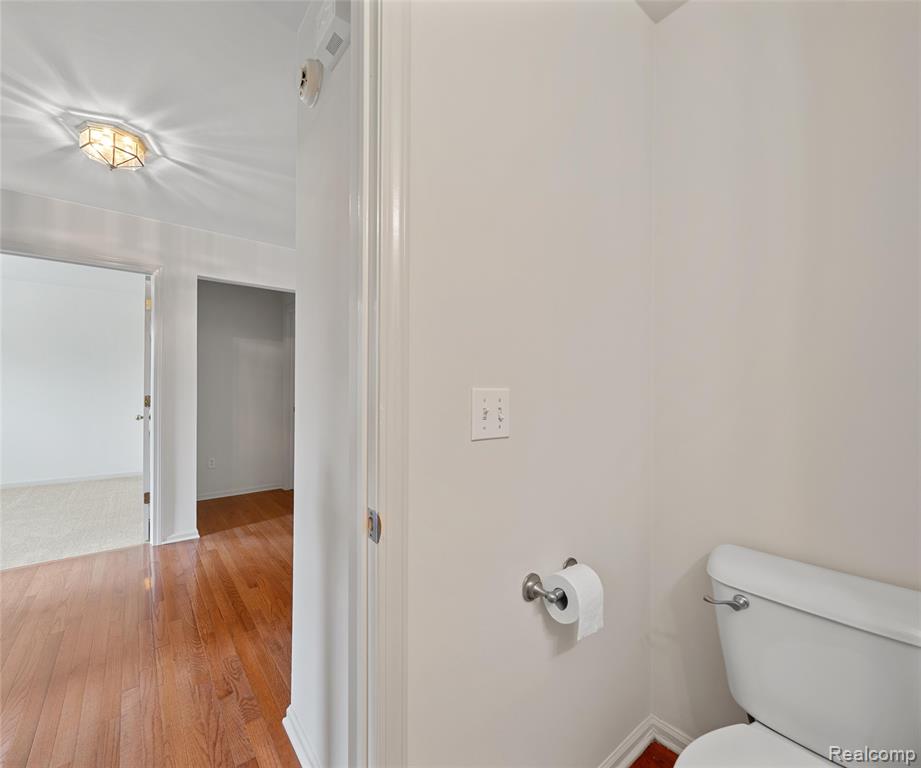 5864 Willow Ridge Drive, Ypsilanti, MI 48197 — Photo 12