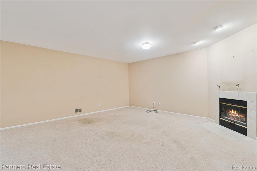 4445 Golf View Drive, Brighton, MI 48116 — Photo 31