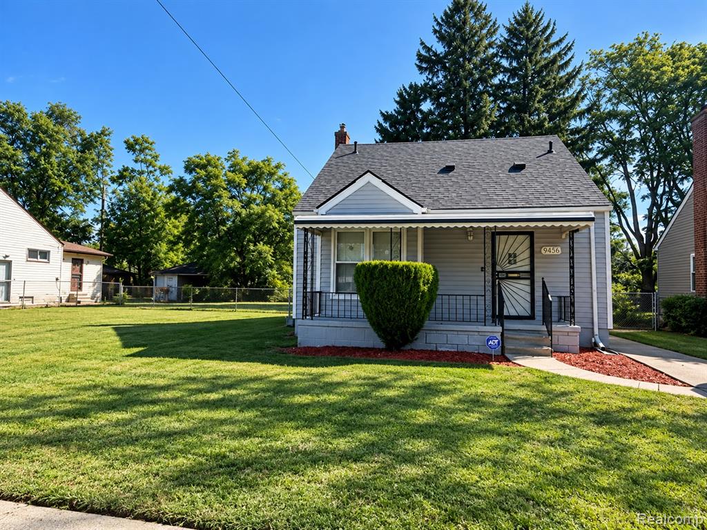 19576 Dresden Street, Detroit, MI 48205