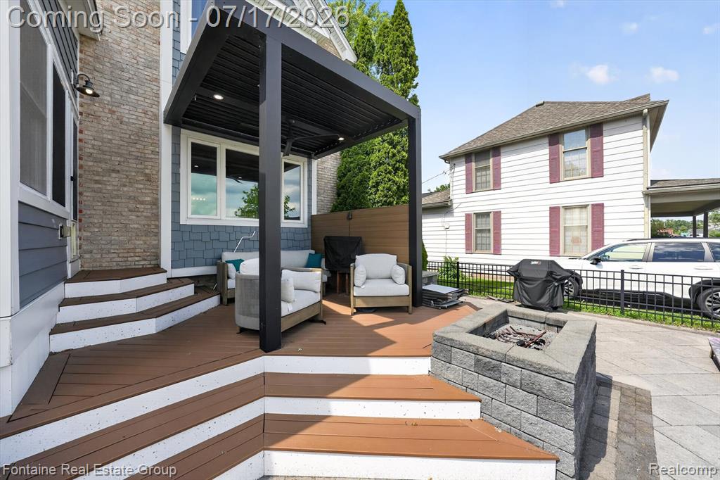240 Rosebud Court, Walled Lake, MI 48390 — Photo 53