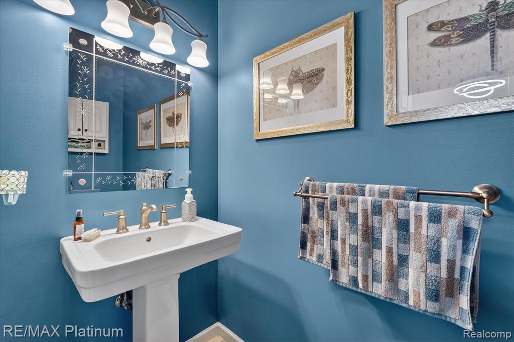 730 Eagle Drive, 14, Fenton, MI 48430 — Photo 11