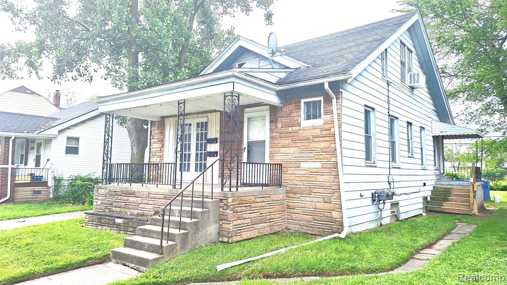 7604 JACKSON Avenue, Warren, MI 48091 — Photo 11