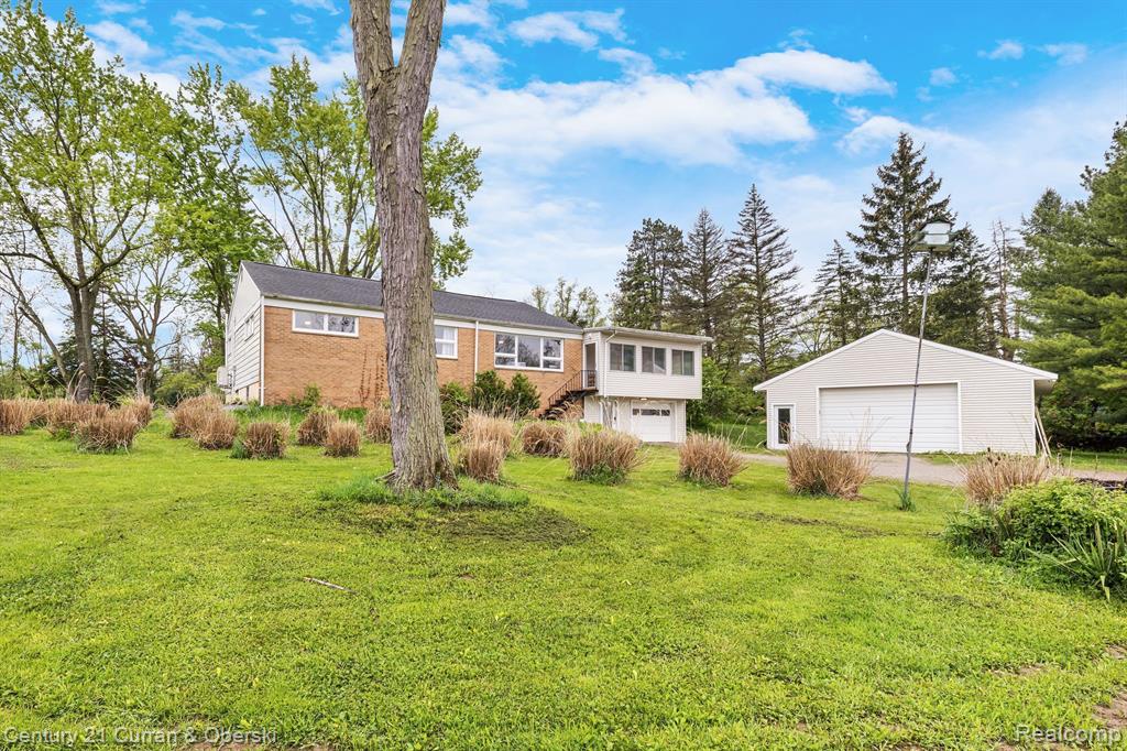 5590 VREELAND Road, Ann Arbor, MI 48105 — Photo 7