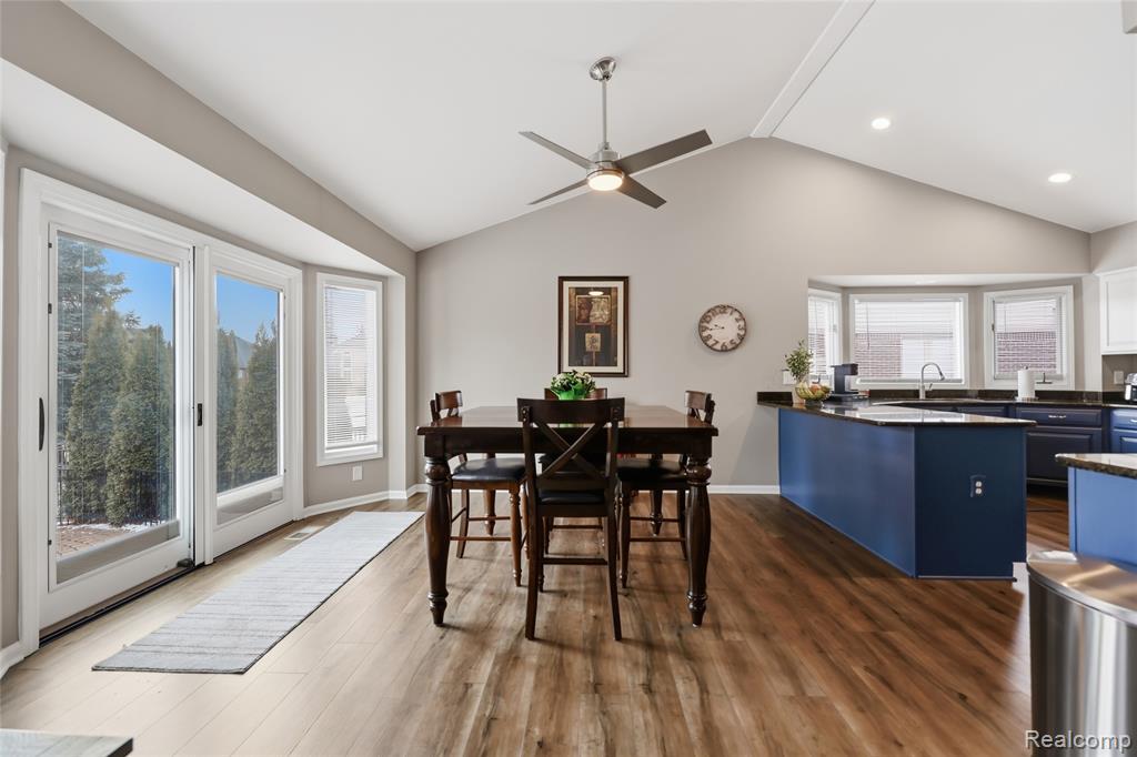 48274 Beacon Square Drive, Macomb, MI 48044 — Photo 14