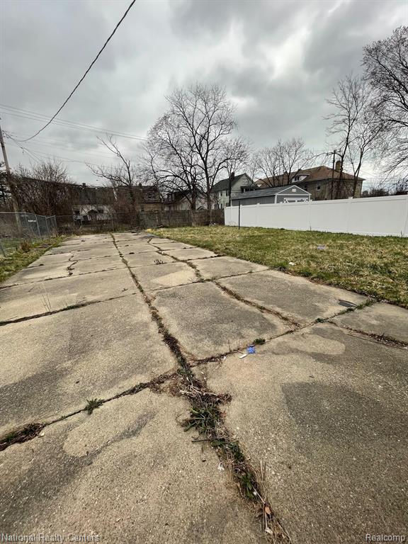 4626 LAKEWOOD Street, Detroit, MI 48215 — Photo 7