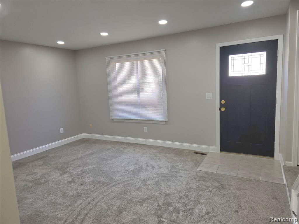 48570 Sugarbush Road, 56, New Baltimore, MI 48047 — Photo 13