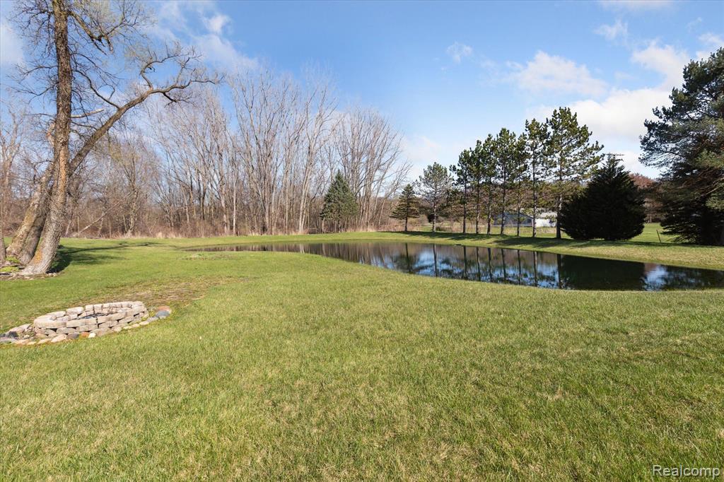8023 Bray Road, Vassar, MI 48768 — Photo 36