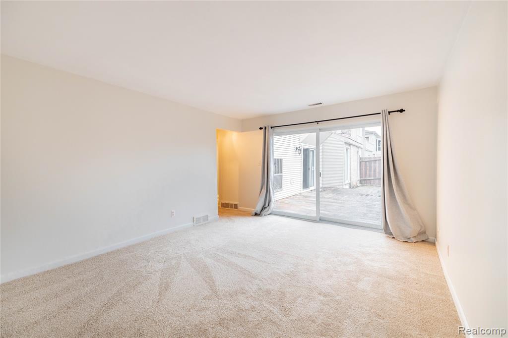 8063 Colony Drive, 1, Grosse Ile, MI 48138 — Photo 17