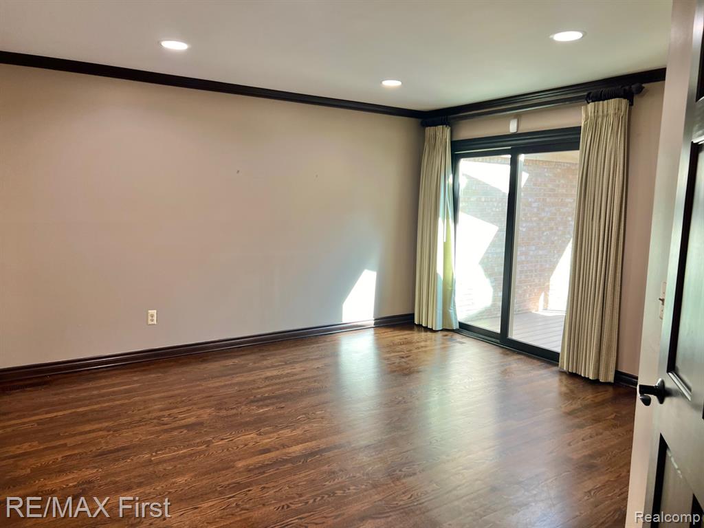 2483 Hickory Glen Drive, 3, Bloomfield Hills, MI 48304 — Photo 25