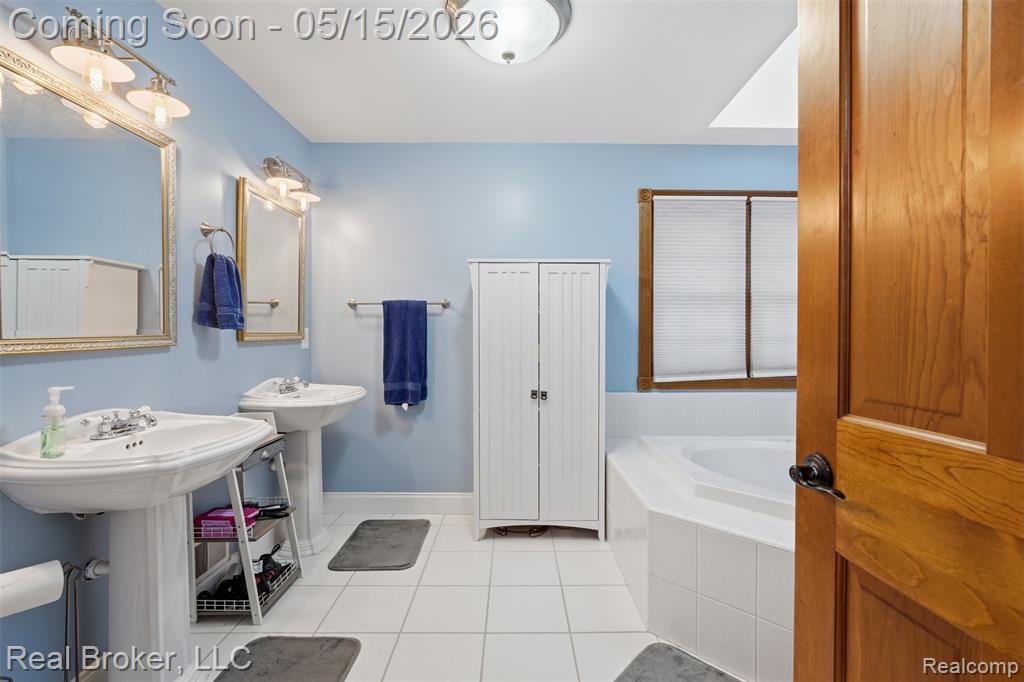 52798 Weathervane Drive, Chesterfield, MI 48047 — Photo 34