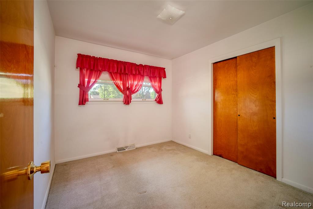4120 Baybrook Drive, Waterford, MI 48329 — Photo 14