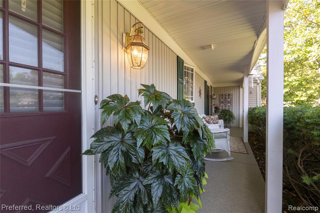 9350 Colony Farm Court, Plymouth, MI 48170 — Photo 4