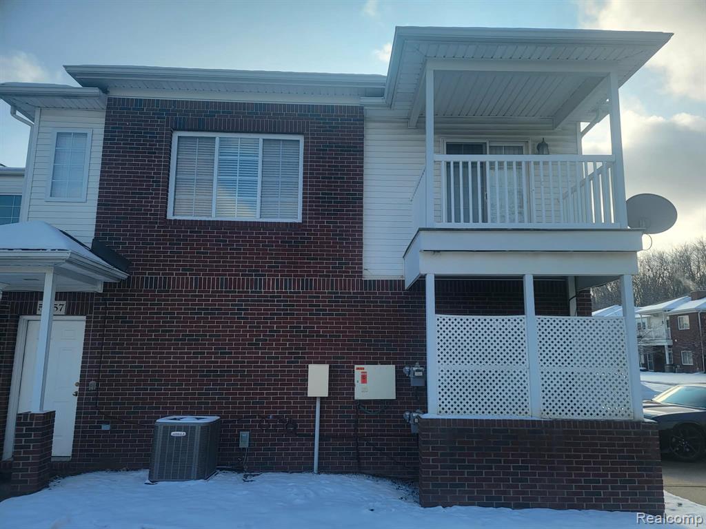 5457 Twin Oaks Drive, Sterling Heights, MI 48314 — Photo 3