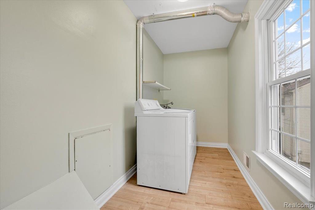 5460 HAMMERSMITH Drive, West Bloomfield, MI — Photo 11