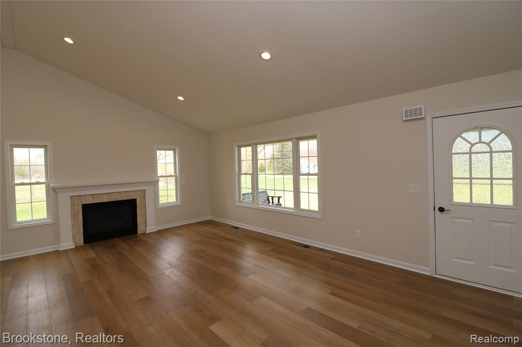 2141 Hunter Drive, Lapeer, MI 48446 — Photo 9